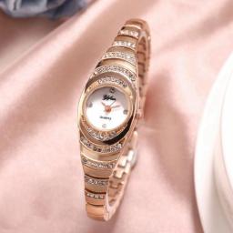 Women Bracelet Watch Rose Gold Fashion Luxury Stainless Steel Wrist Watch Rhinestone Ellipse Creative Ladies Dress Quartz Watch