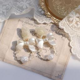 Spring And Summer Wedding Crystal Earrings White Rose Earrings Bright Radiant Suitable For Wedding Atmosphere Ladies Earrings