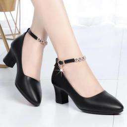 Women Fashion Sweet Golden High Quality Ballet Dance Shoes Lady Cool Silver Comfort Summer Square Heel Pumps Zapatos E6905