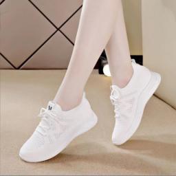 Women Casual Shoes 2023 New Breathable Comfort Sneakers Vulcanized Shoes Ladies Platform Sneakers Woman Shoes Zapatillas Mujer