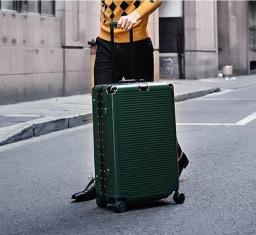 TRAVEL TALE NEW Spinner Aluminum Frame Hardside Travel Suitcase 22