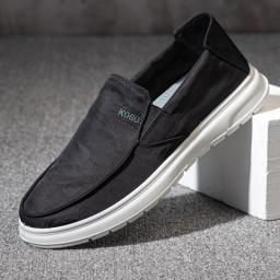 Men's Canvas Shoes Fashion Slip On Flat Casual Sneakers Male Light Soft Sole Large Size Footwear Zapatillas Hombre 2023