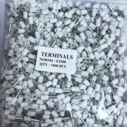 100PCS E2508 Tube Insulating Terminals AWG 14 Insulated Cable Wire 2.5mm 2 Connector Insulating Crimp Terminal Connect 9 Colour