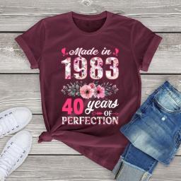 100Percent Cotton Made In 1983 Floral 40 Year Old 40th Birthday Gifts Women Casual Flowers T-Shirt Harajuku Tee Fashion Summer Shirt