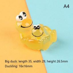 2pcs Luminous Duck Floating Animal Duck Floating Flashing In The Water Rubber Duck Baby Kids Bath Shower Toy Gift