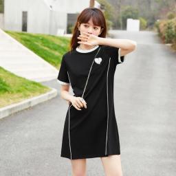 Semir Dress Women Contrast Color Sweet And Cool Knitted Dresses 2022 Summer New Love Straight Dress Sports Style All-Match