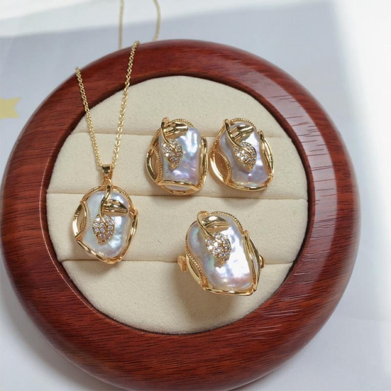 ZHBORUINI 2022 New Big Baroque Pearl Jewelry Sets 18K Gold Plating Natural Freshwater Pearl Necklace Earrings For Women Gift