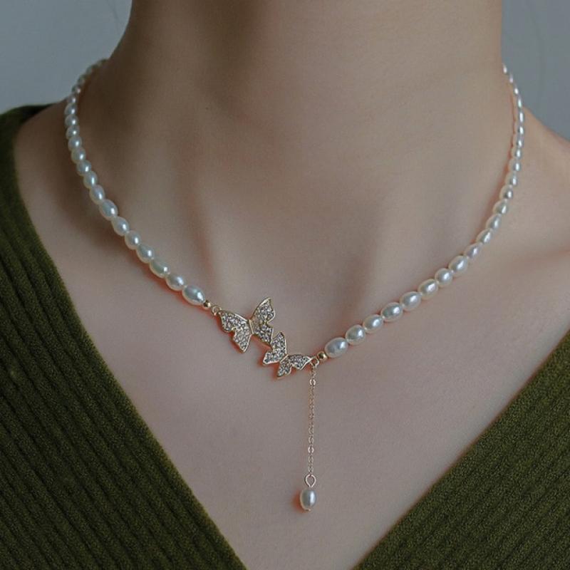 Trendy Butterfly Heart Pearl Choker Necklace Female Personality Travel Party Fashion Clavicle Chain Necklace Accessories Collar