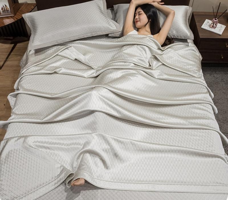 Deodar High Quality Summer Quilt Multiple Colors Cool Air Conditioner Ice Fiber Rest Blanket for Sofa/Office/Camping/Adult Bed