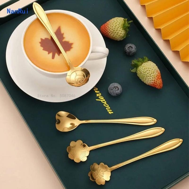 4Pcs Small Flower Teaspoons Set Long Coffee Spoon Cute Ice Cream Dessert Spoon Golden Cutlery Silver Stainless Steel Tableware