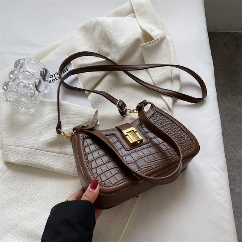 LEFTSIDE Shoulder Armpit Bags for Women 2022 Winter Trends Underarm  Handbags Travel The Latest Fashion Crossbody  Bag