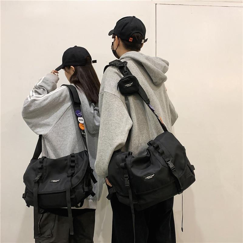 Tilorraine trendy locomotive covered messenger bag 2022 Japanese Korean street leisure single shoulder crossbody bag unisex