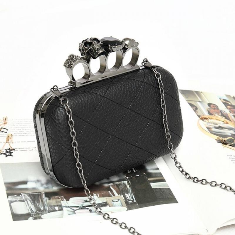 XGRAVITY 2023 New Fashion Skull Finger Bags Elegant Chain Bag Women Casual Clutches Handbags Envelope Bags Ladies Ghost Bag 050