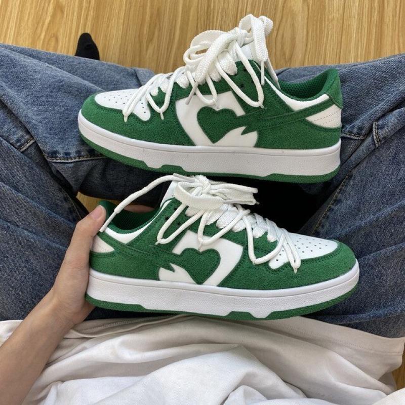 2023 New Women Designer New Lace Up Breathable Sneakers Flat Shoes Sport Shoes Platform Sneakers Ladies Vulcanized Shoes