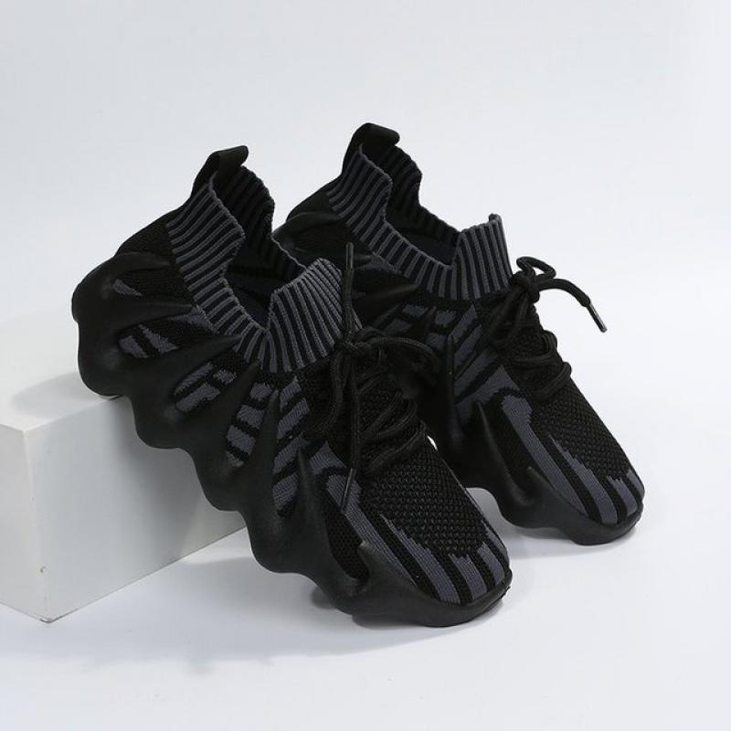 Women Sneakers Shoes 2023 New Women's Sports Shoes Female Outdoor Running Shoes Light Large Comfortable Women's Vulcanize Shoes
