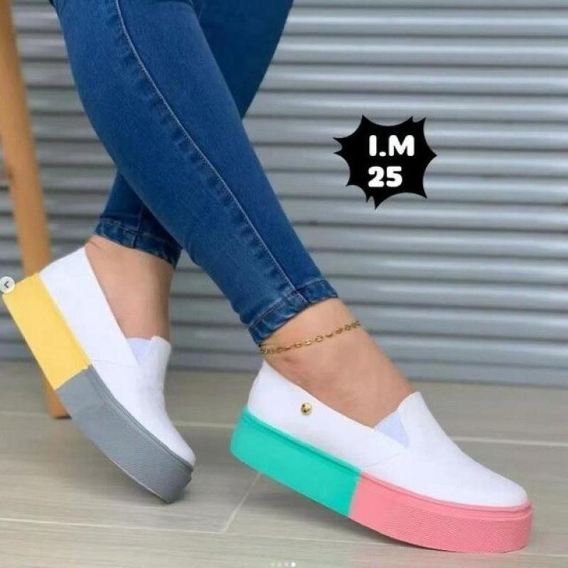 2023 High Quality Shoes for Ladies Slip-on Women's Vulcanize Shoes Round Toe Solid Women Sneakers Platform Women's Sports Shoes
