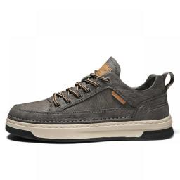 Spring Autumn Men Sneakers Casual Men Skateboarding Shoes Comfortable Hard-Wearing Walking Sneakers Fashion Bordered Mens Shoes