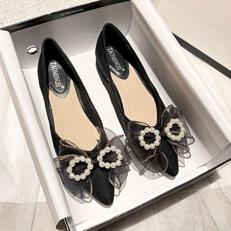 Shoes Women's All-match Thick Heel Women's Single Shoes Evening Wind Pearl Shallow Mouth Pointed Bow Large Size Women's Shoes
