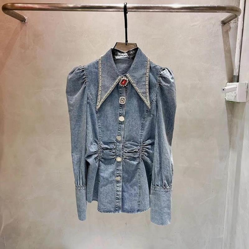 Small sense of design Heavy industry diamond inlaid denim shirt for women in autumn 2022 loose and versatile shirt single