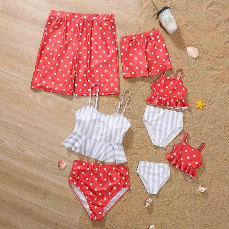 Summer Mommy and Daddy Son Daughter Clothes Clothing Bikini Sandbeach Swimsuit Family Matching Outfits Leaf Printing Swimwear