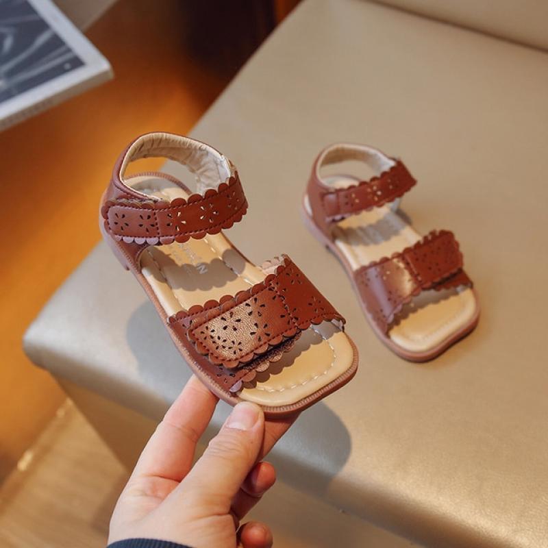Girls Sandals Vintage Style Children Summer Shoes Comfortable Soft Soled Kids Beach Shoes Fashion Princess Sandals Size 21-30