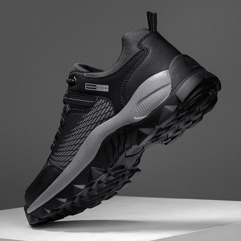 Men Hiking Shoes Waterproof Leather Man Sneakers Non-Slip Casual Men's Shoes 2023 New Outdoor Wear-resistant Training Sneakers