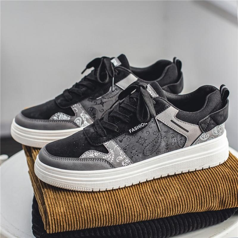 Classic Printed Low-cut Skateboard Sneakers Men Vulcanize Sports Shoes Outdoor Comfortable Skate Shoes Trainers Tenis Masculino