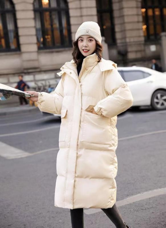 Women's winter knee length cotton coat, pure black fluffy down long cotton coat, 2022 women's thickened warm thick winter coat