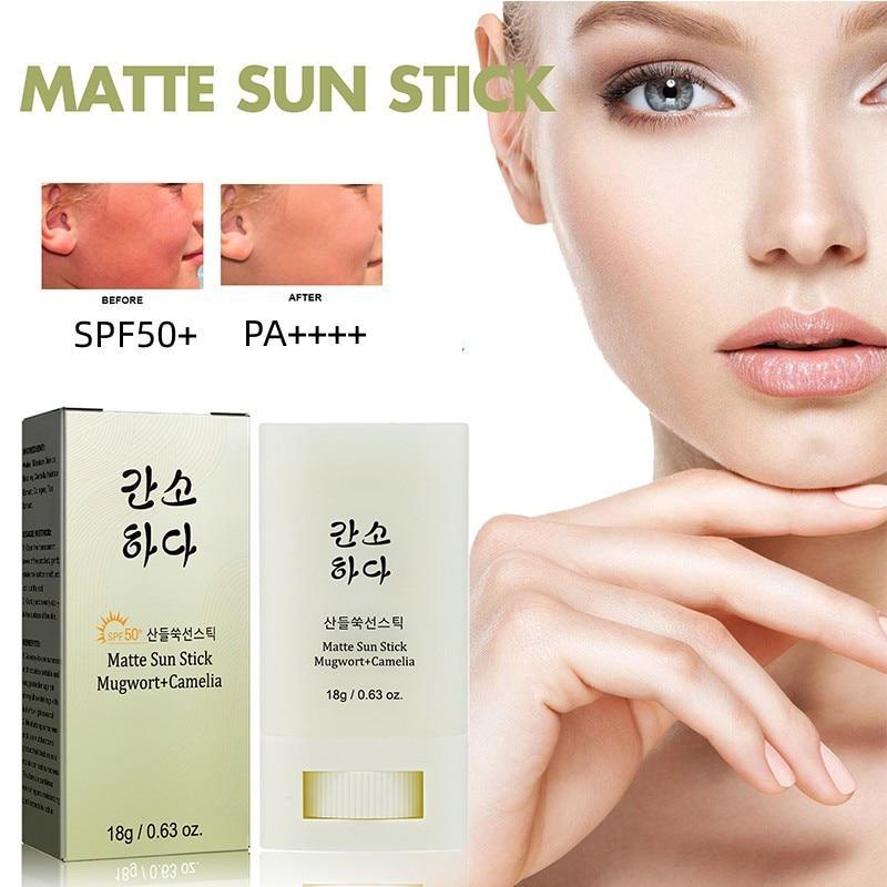 Matte sunscreen stick for summer refreshing and non sticky facial skin protection UV moisturizing  repairing sunscreen