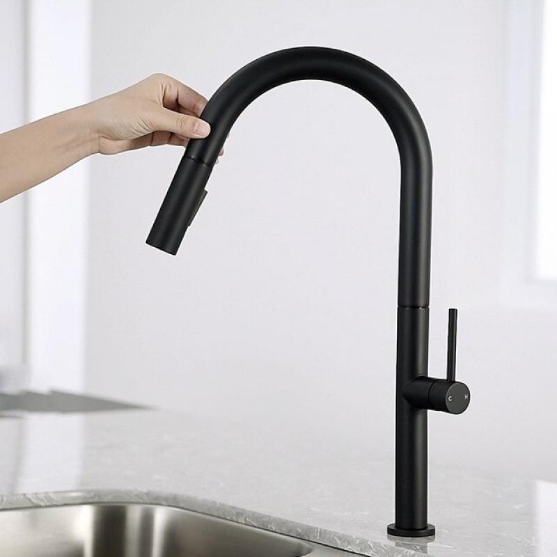 Pull Type Kitchen Faucet Wiredrawing Black Kitchen Sink Cold and Hot Faucet 360 Degree Rotating Kitchen Mixing Faucet