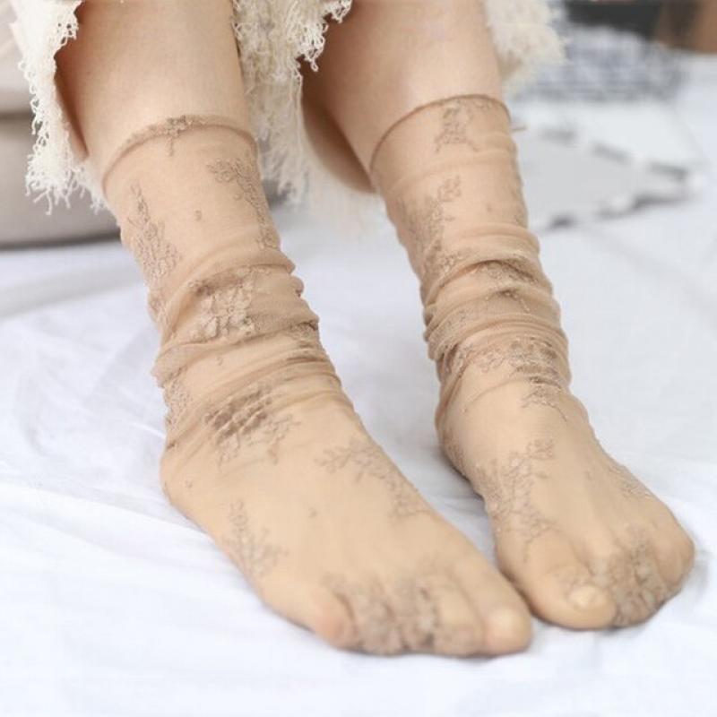 Women Fashion Floral Lace Socks Black/white Spring Summer Simple Ultra-thin Transparent Mesh Middle Tube Casual Socks