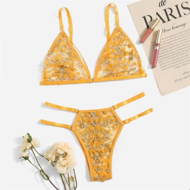 Women Ultra Thin Bra and Brief Sets Seamless Underwear Backless Vest Sexy Bralette Lingerie Female Lace Bra and Panties